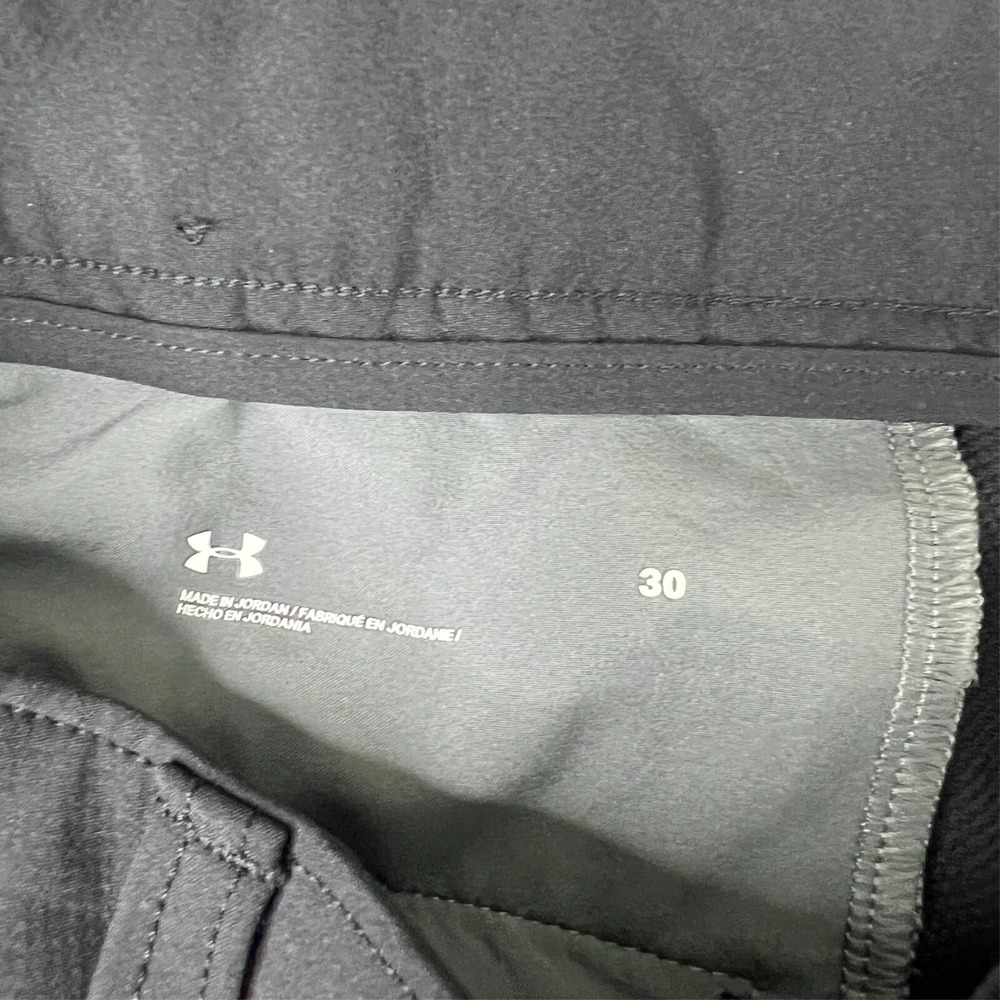 Under Armour Shorts 30 x 9.5" Mens Gray Golf Chino Pockets Modern Casual Stretch - Picture 2 of 10
